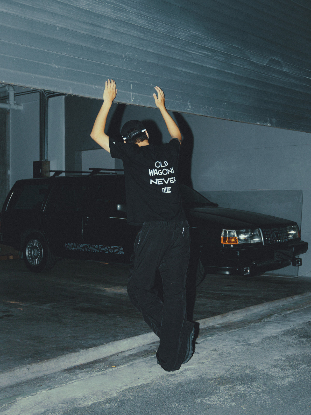 Old Wagon Slogan Tee