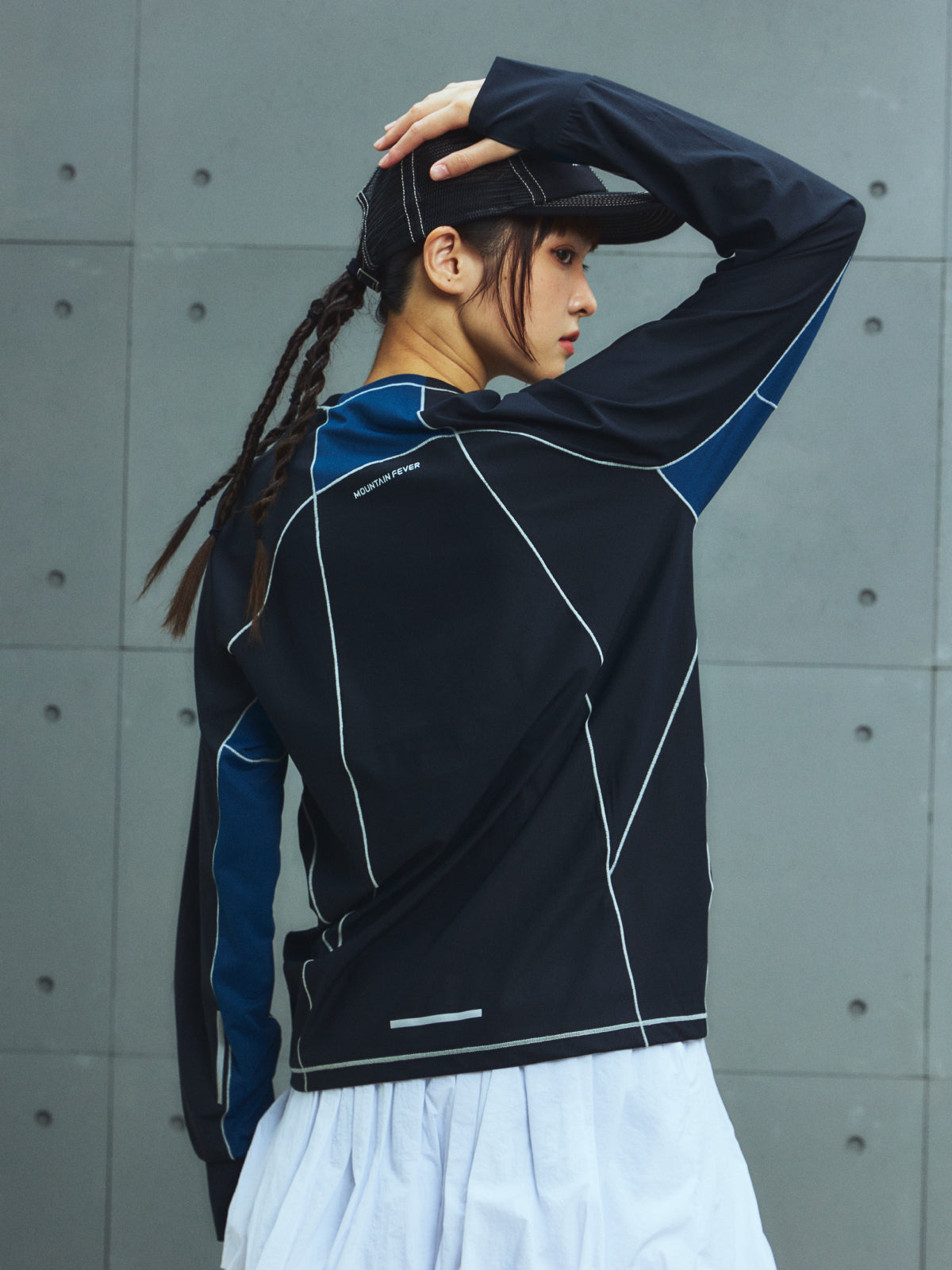 Contrast Stitch Quick-Dry Long Sleeve Tee