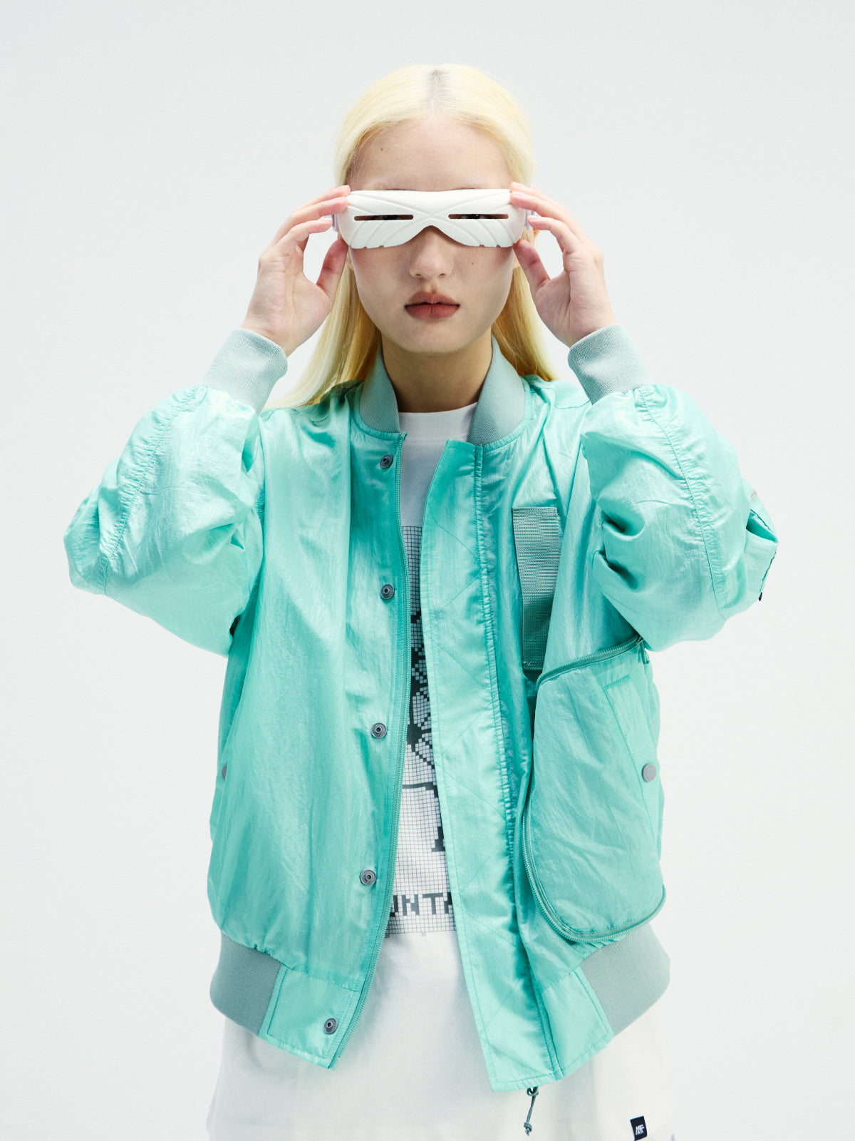 Light Metal Nylon MA-1 Convertible Jacket