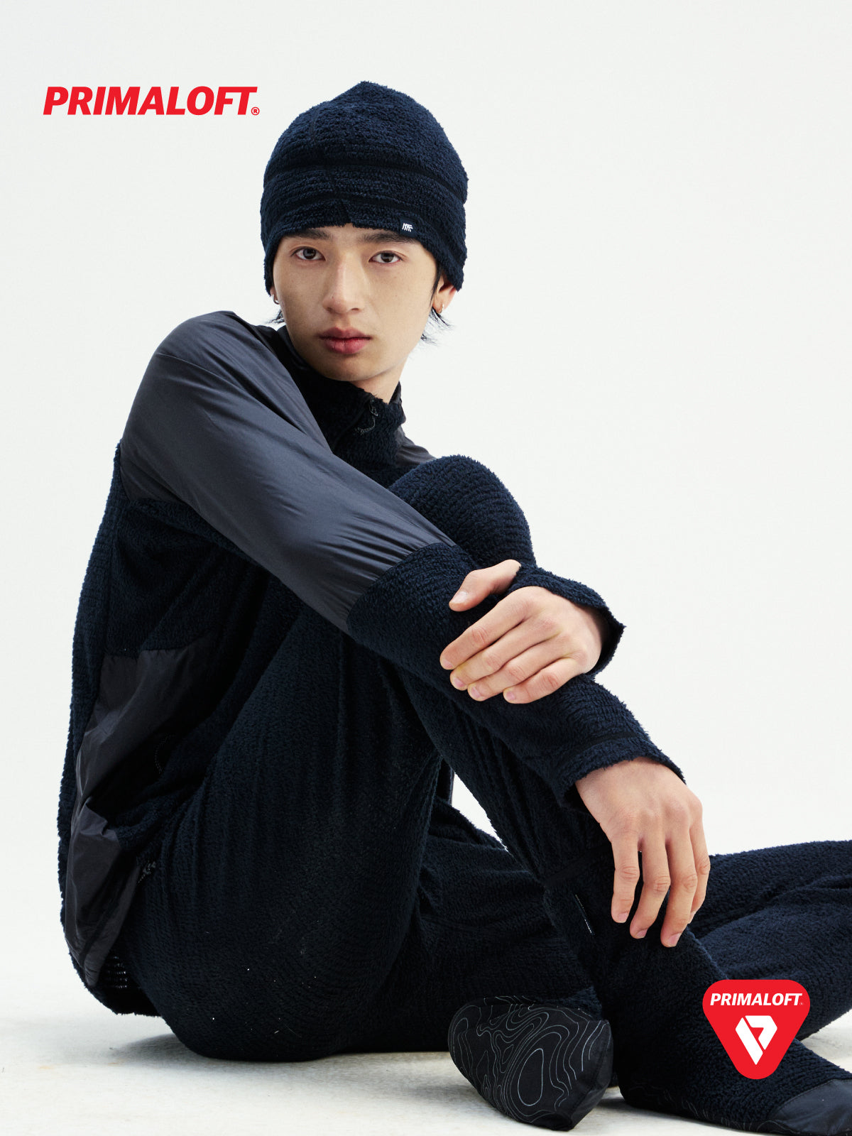 Light PrimaLoft Contrast Line Knit Beanie