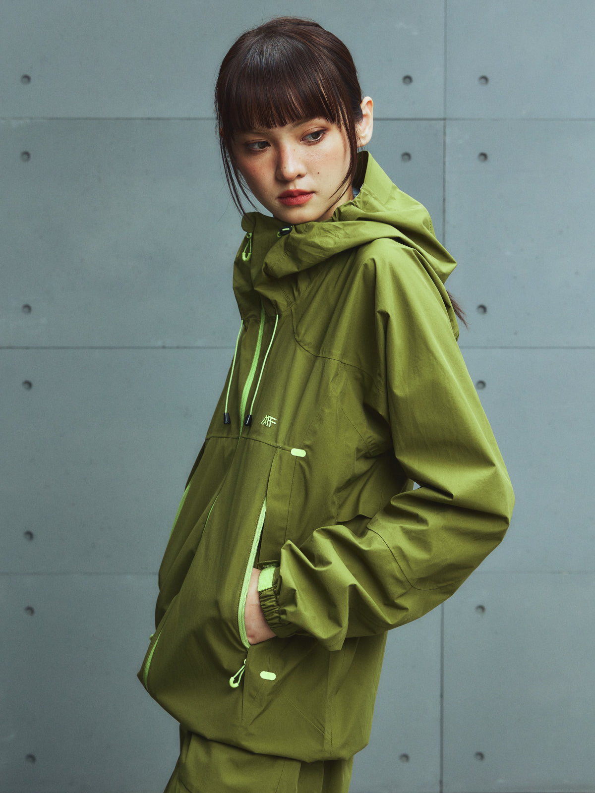 Color-Block Lightweight Taped Seam Shell Jacket