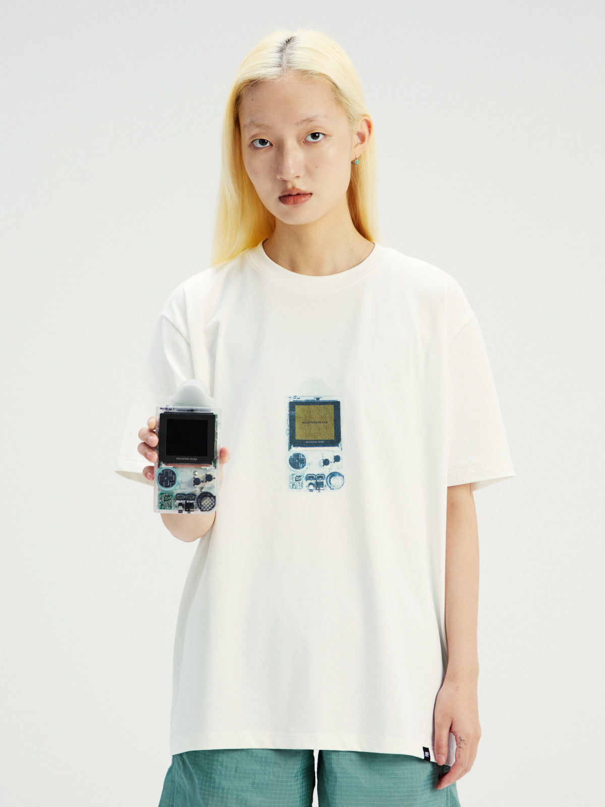 Pixel Theme GAME-BOY Short Sleeve Tee