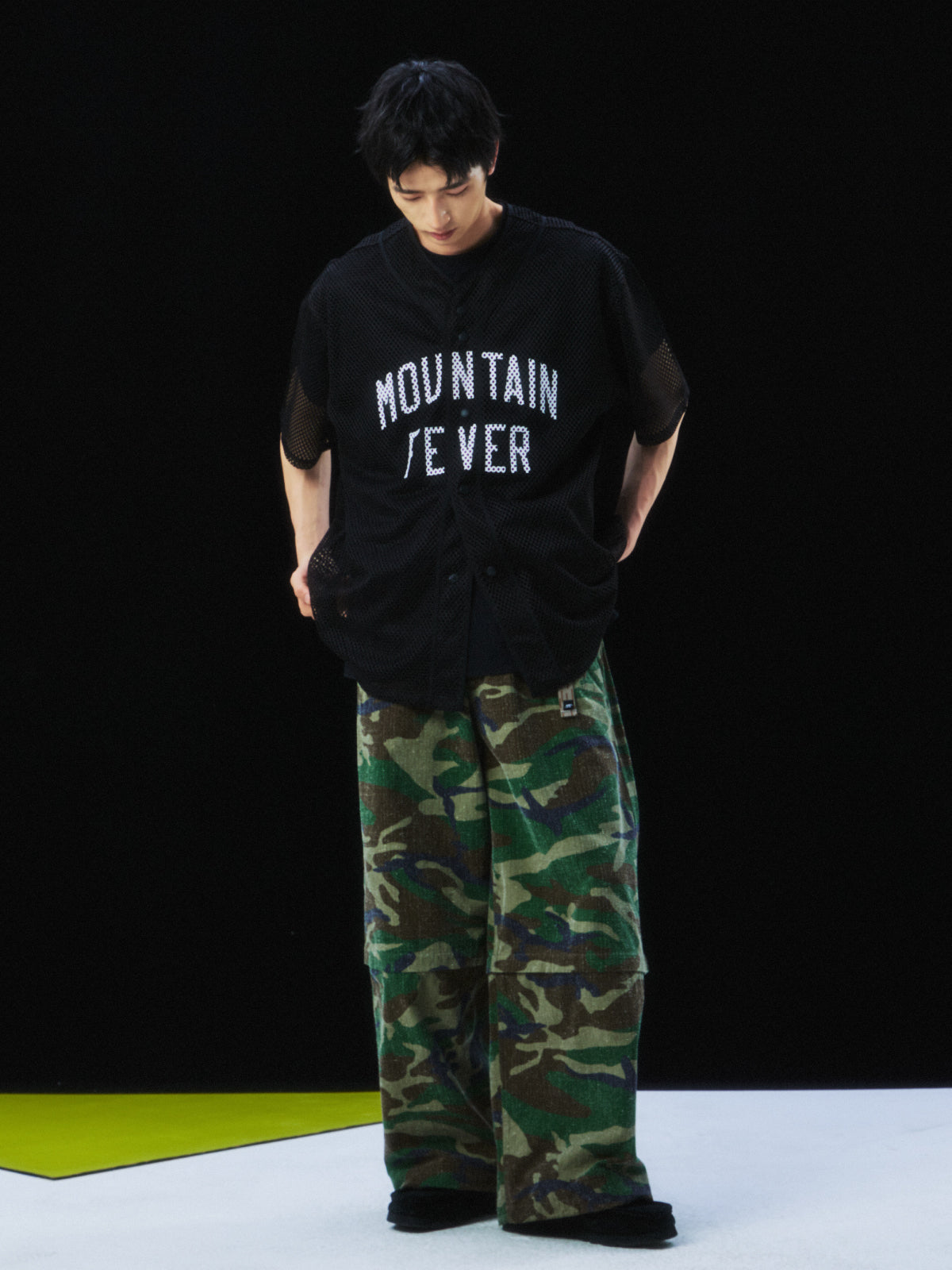 Color-blocked printed mesh baseball jacket