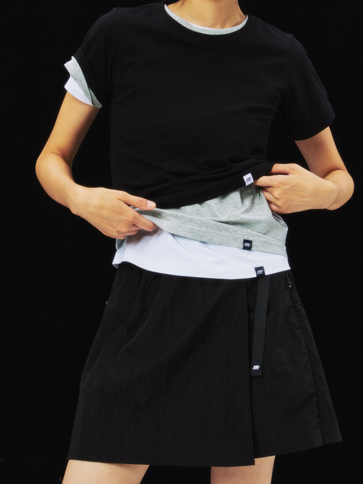 Women's solid color TEE