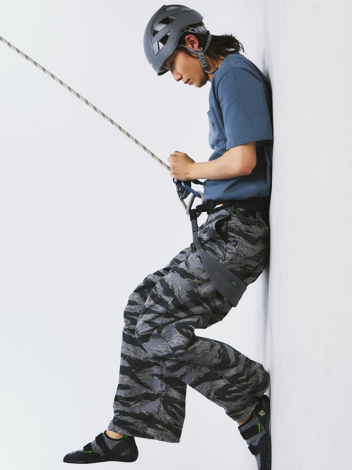 Tiger stripe camouflage flare pants