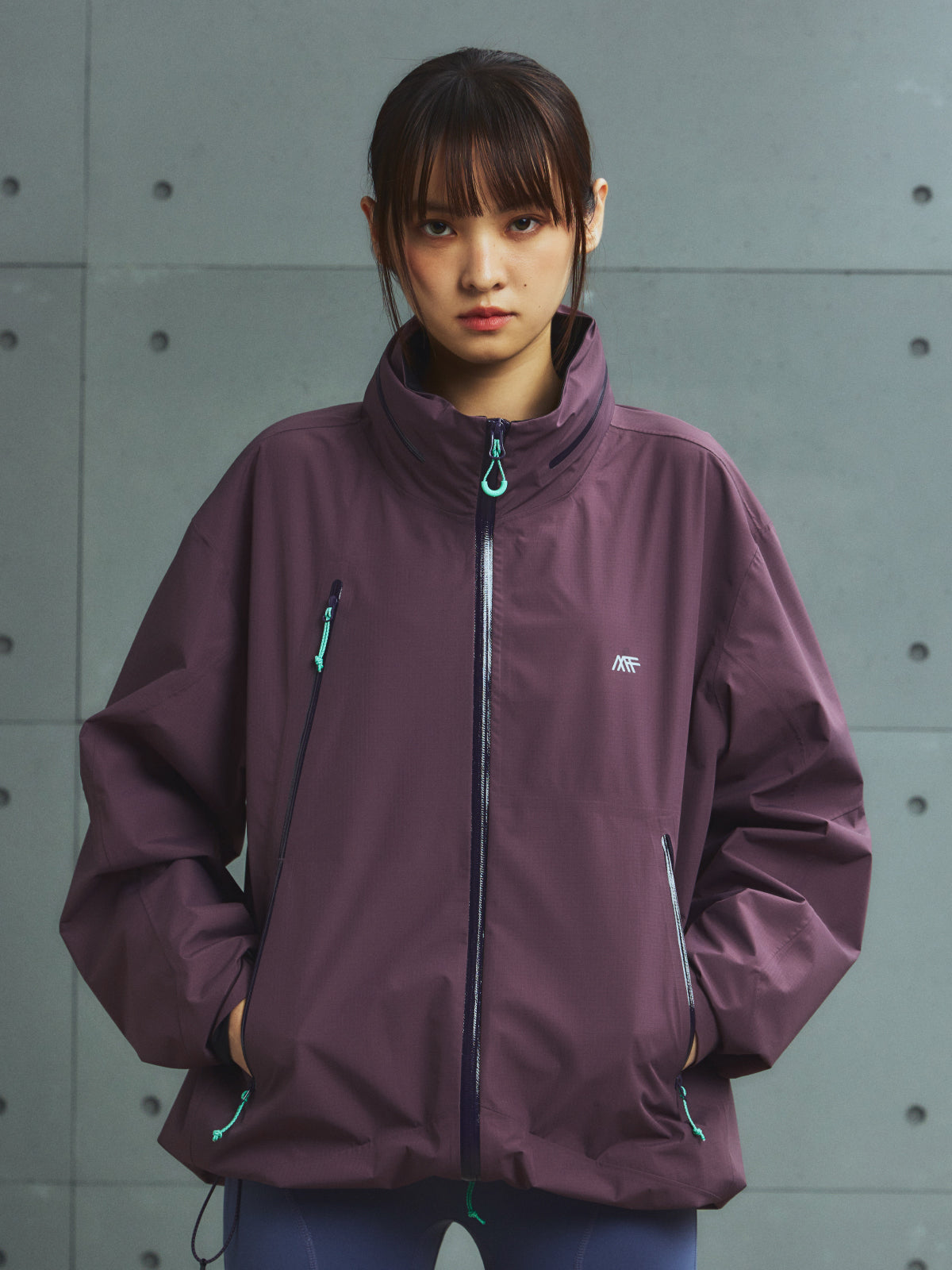 2L Stand Collar Windbreaker